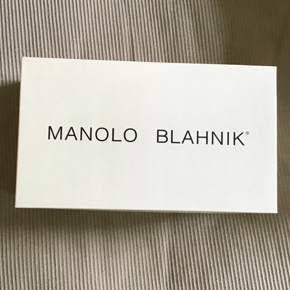Manolo Blahnik Red Lizard size 39 brand new $1100